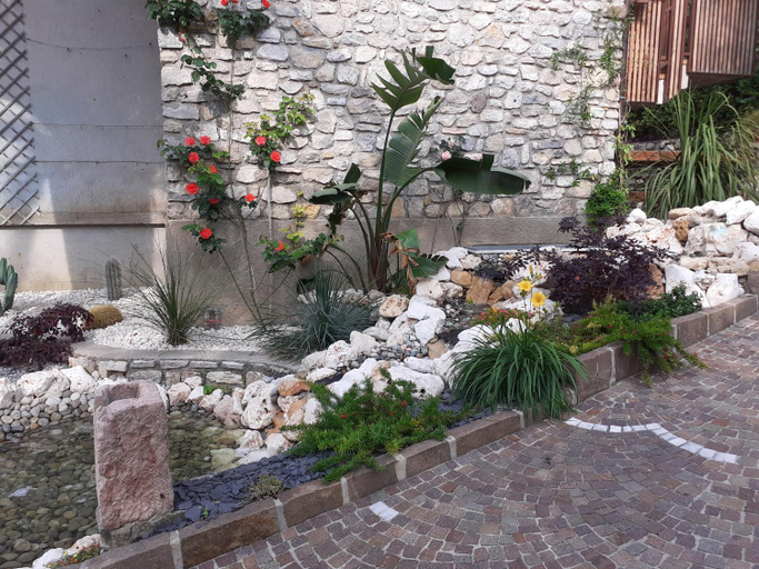 Others 4, Residence Miravalle, Brescia