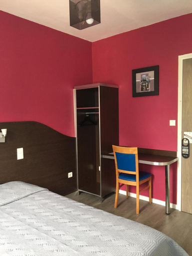 Bedroom 8