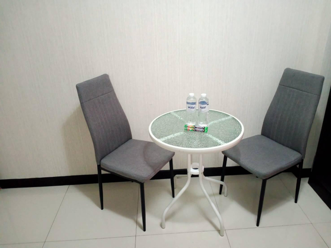 Dining Room 7