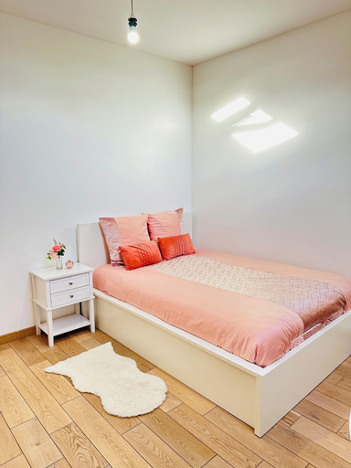 Bedroom 4, JABEEN'S HOUSE, Val-d'Oise