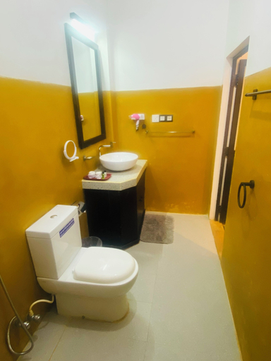 Bathroom 5, Coco Palm Villa and Cabanas, Tangalle