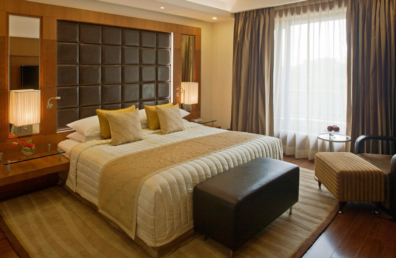 Bedroom 16
