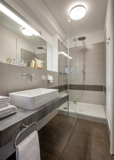 Bathroom 5, Gasthaus Unterwirt, Traunstein