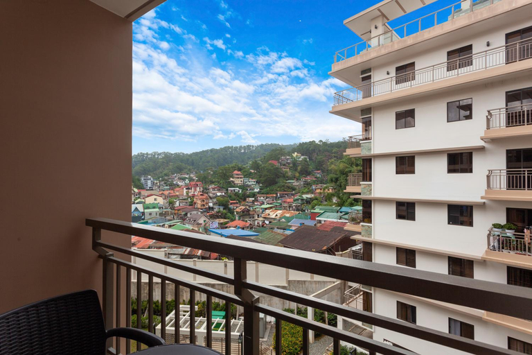 Others 3, Relax & Retreat Modern Tribal Condo w/ Heating , Baguio City