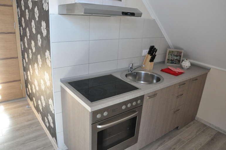 Others 5, Aria apartmani, Irig