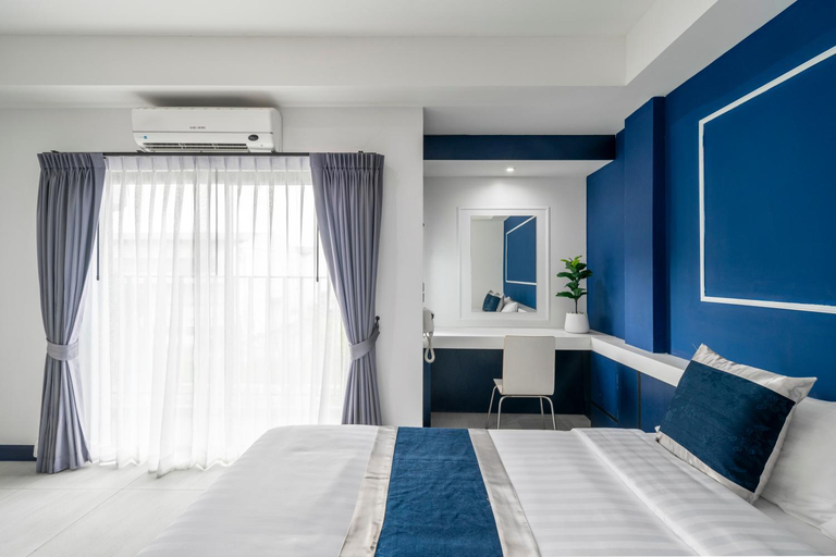 Bedroom 12