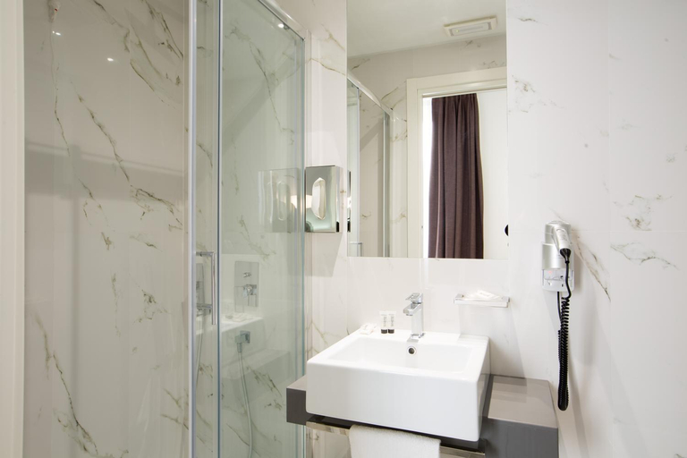 Bathroom 4, Crosti Hotel & Residence, Rome