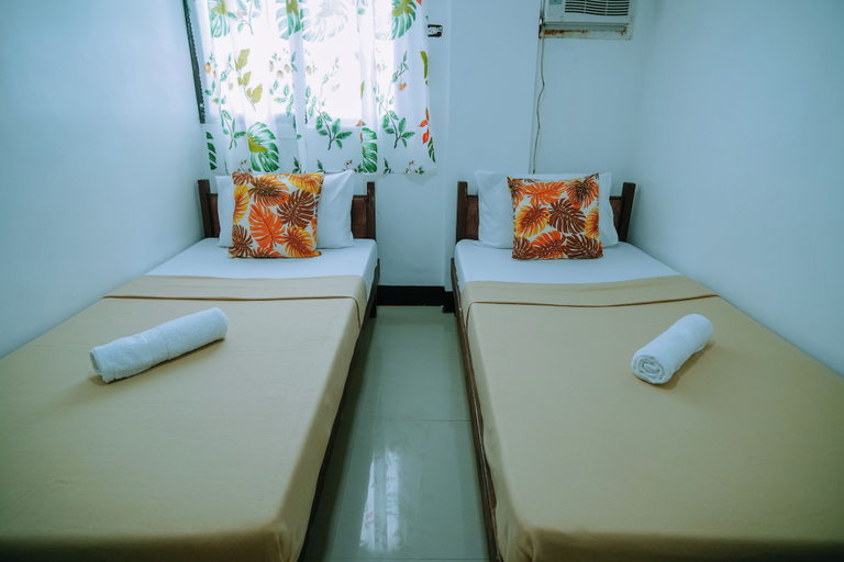 Others 5, Hymn's Tourist Inn, Coron