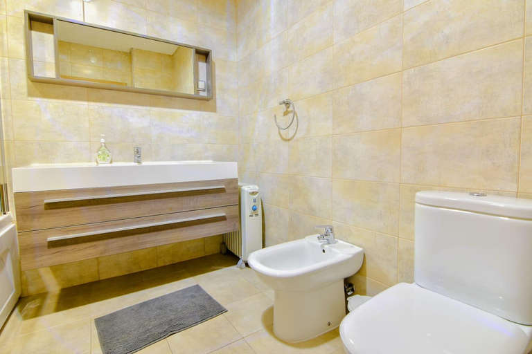 Bathroom 3, Stunning Villa with Pool, Albufeira