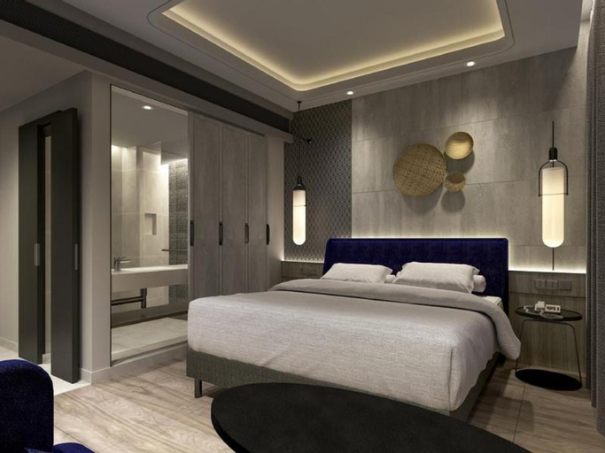 Bedroom 12