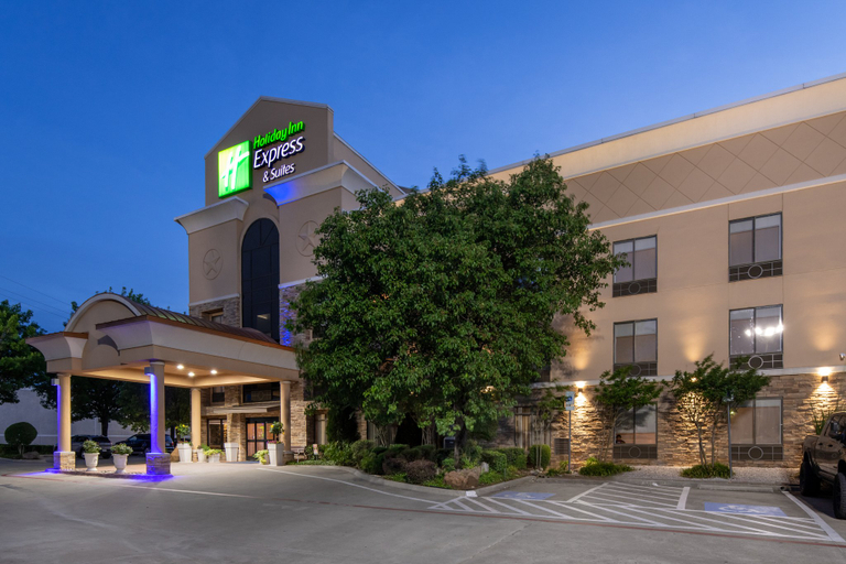 Exterior & Views, Holiday Inn Express & Suites ARLINGTON (I-20-PARKS MALL) by IHG, Arlington