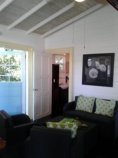 Others 5, Palm Cottage