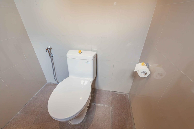 Bathroom 8