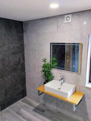 Bathroom 3, R3 Service Casa do Pomar, Vouzela