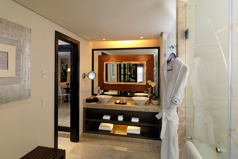Bathroom 8