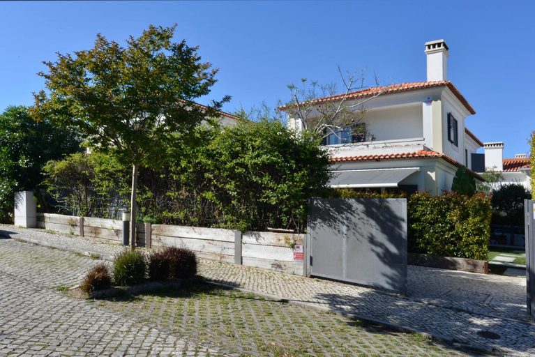 Entrance, Estoril Garden Villa - 4Bedroom private pool - CheckinHome, Cascais
