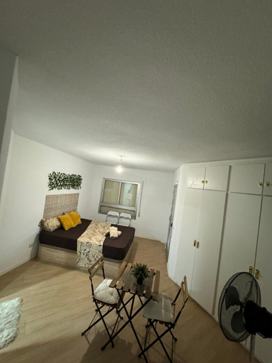 Others 4, Mars Suites Alondra, Madrid