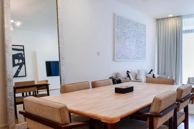Dining Room 6