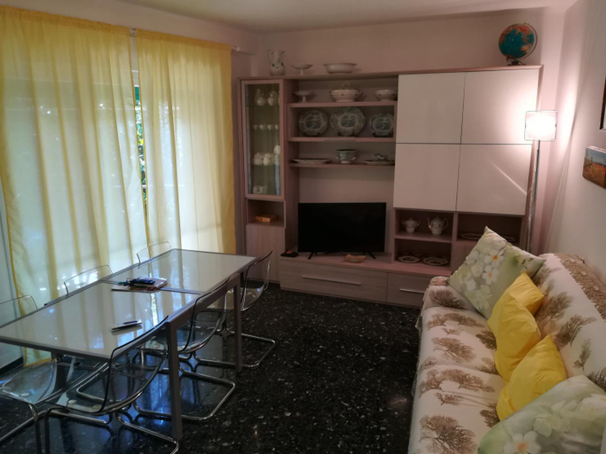 Others 5, Home by the Sea (Rainbow Home), La Spezia
