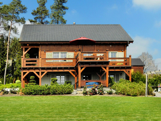 Chalet in Septon with sauna and hot tub, Luxembourg
