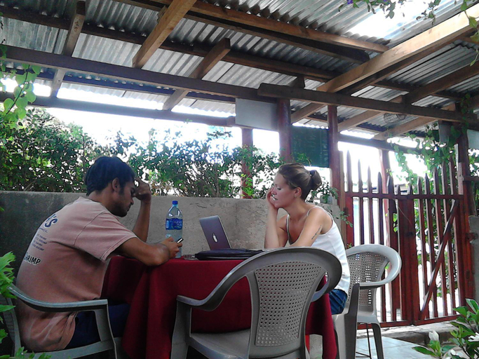 Others 2, Hostel Julieta, Rivas