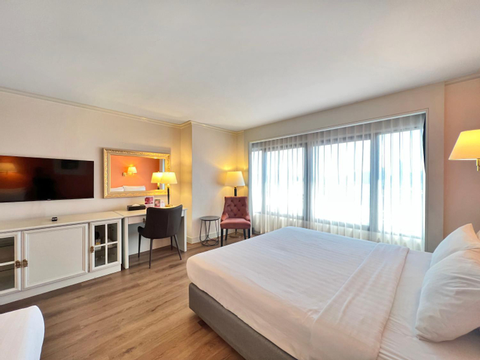 Bedroom 8