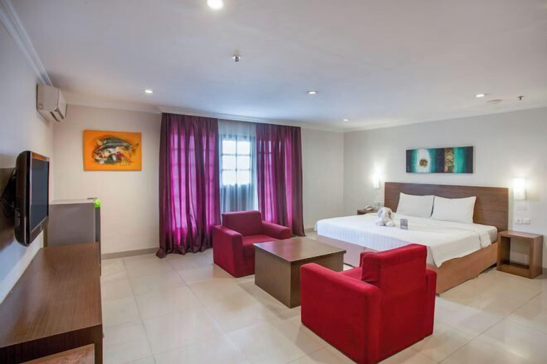 Bedroom 13