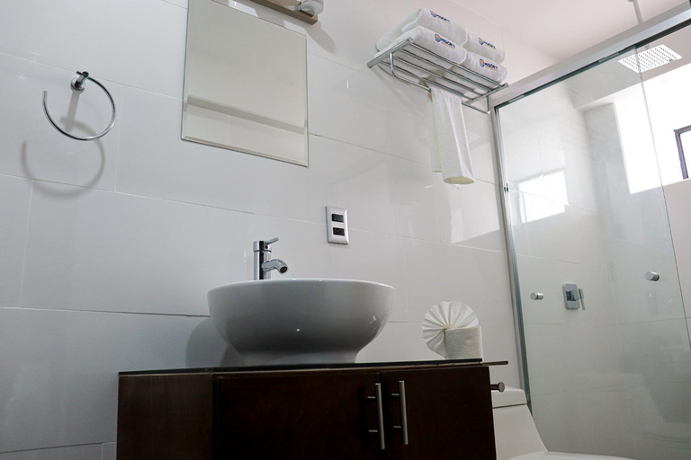 Others 3, HOTEL MISION 11, Tijuana