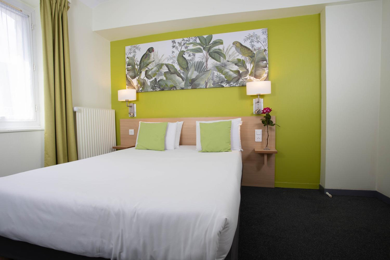 Bedroom 16