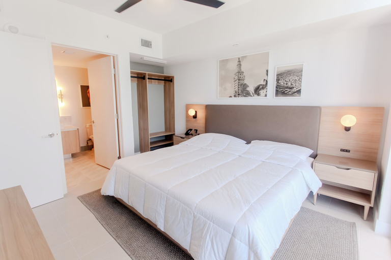 Bedroom 1, Luxurious Downtown Escape, Miami-Dade