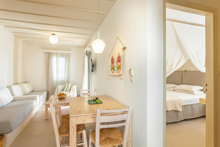 Bedroom 2, Villa Iokasti, Crete
