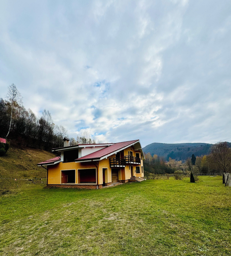 Exterior & Views 2, Rai Villa, Banita