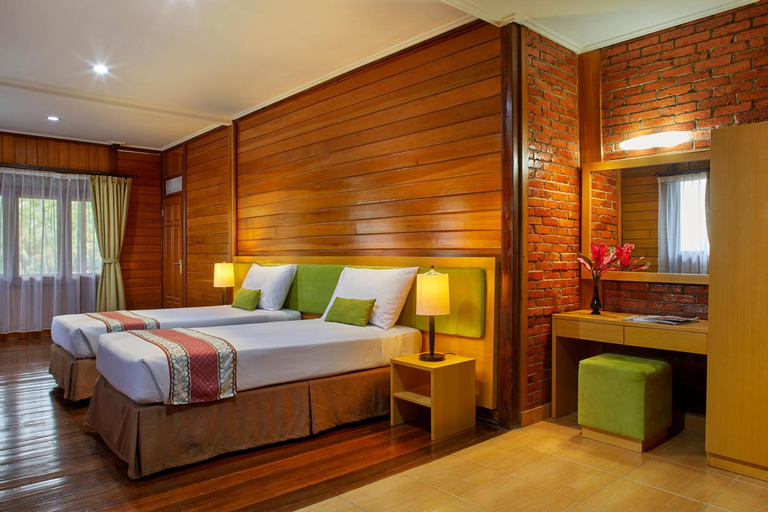 Bedroom 28