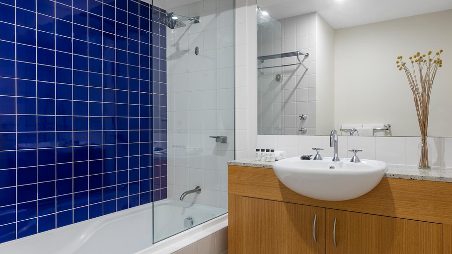Bathroom 15