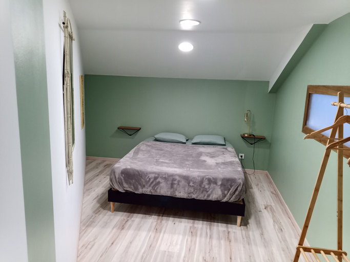 Bedroom 3, L'Hacienda, Landes