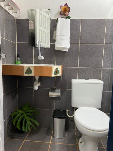 Bathroom 8