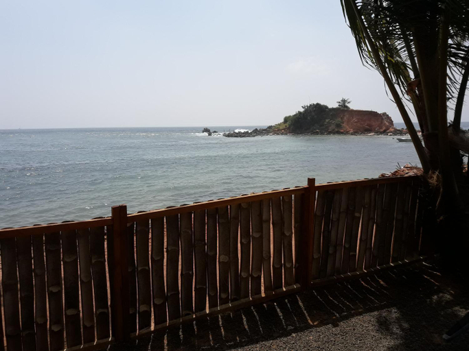 Others 3, Seaside View, Weligama