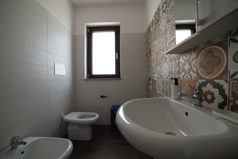 Bathroom 3, Casa Vacanze Signora Cinzia, Salerno