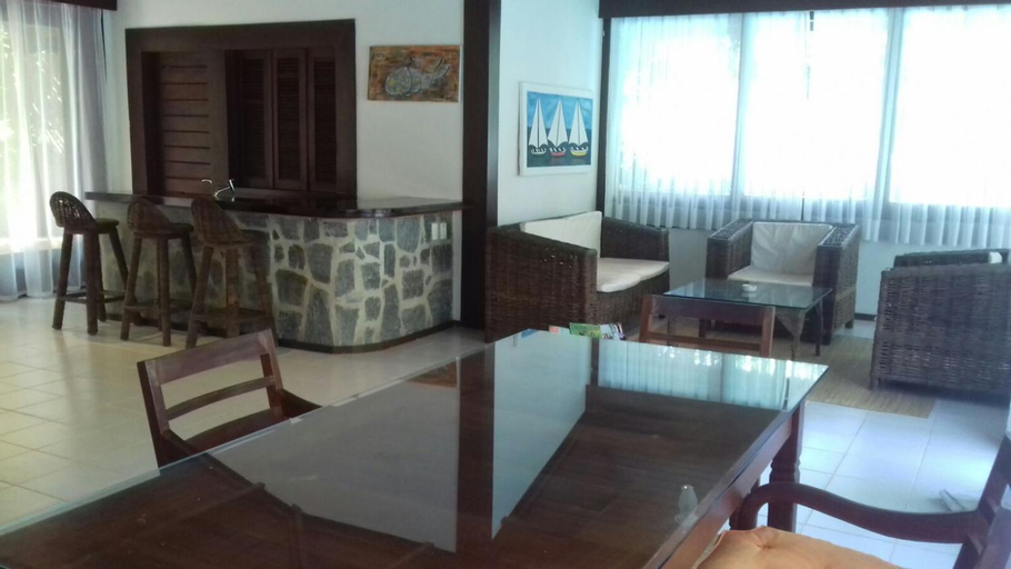 Dining Room 7