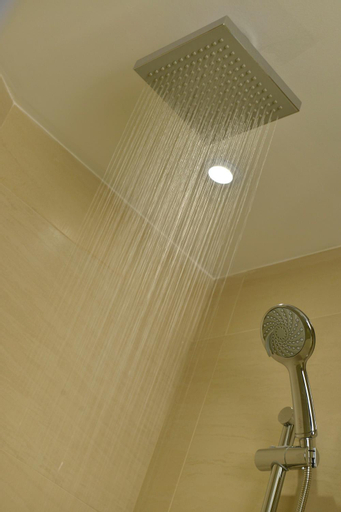 Bathroom 8