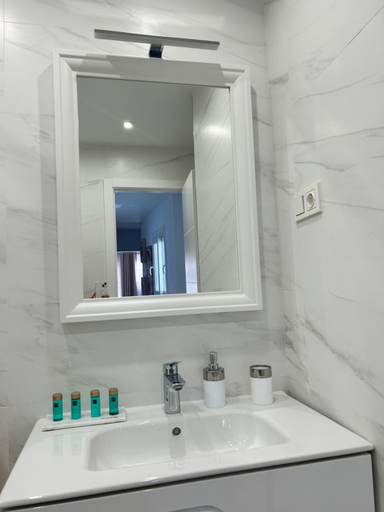 Bathroom 4, Mare Apartments Marbella, Málaga