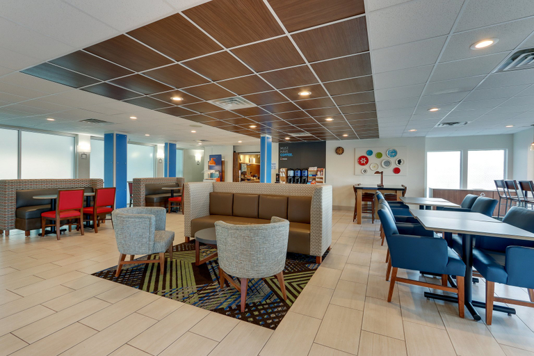 Food & Drinks 4, Holiday Inn Express CINCINNATI NORTH - MONROE by IHG, Warren
