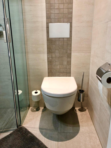 Bathroom 4