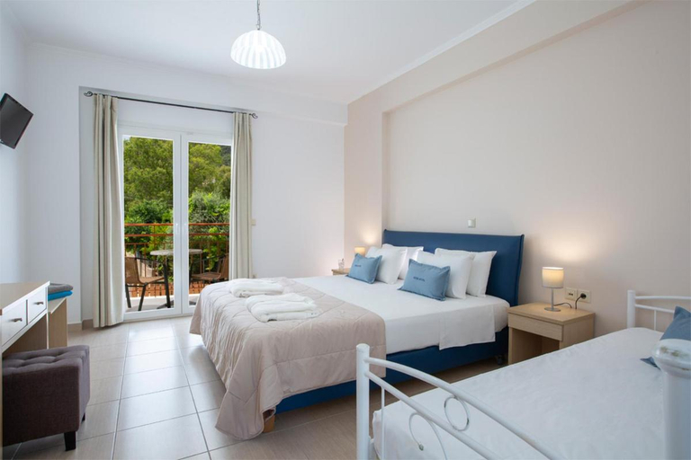 Bedroom 3, Menes Hotel, Ionian Islands