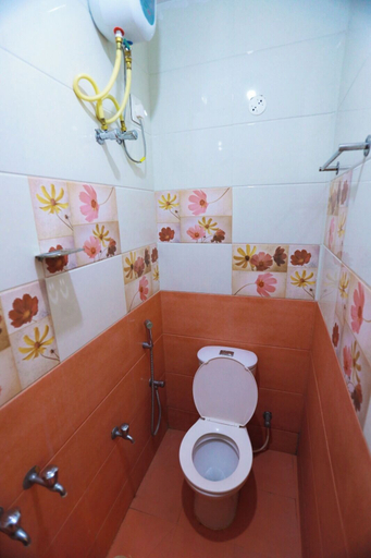 Bathroom 3, Hotel kaala Bairav Annex 1, Madurai