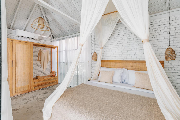 Bedroom 24