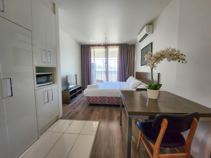 Dining Room 5