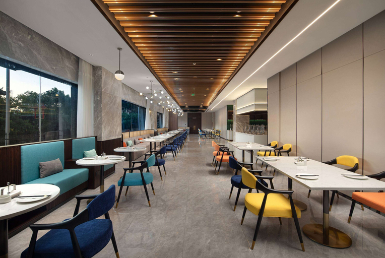 Food & Drinks 5, Days Hotel By Wyndham Nanchang Tengwangge, Nanchang