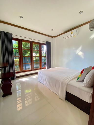 Others 3, 365 Place Maikhao, Pulau Phuket