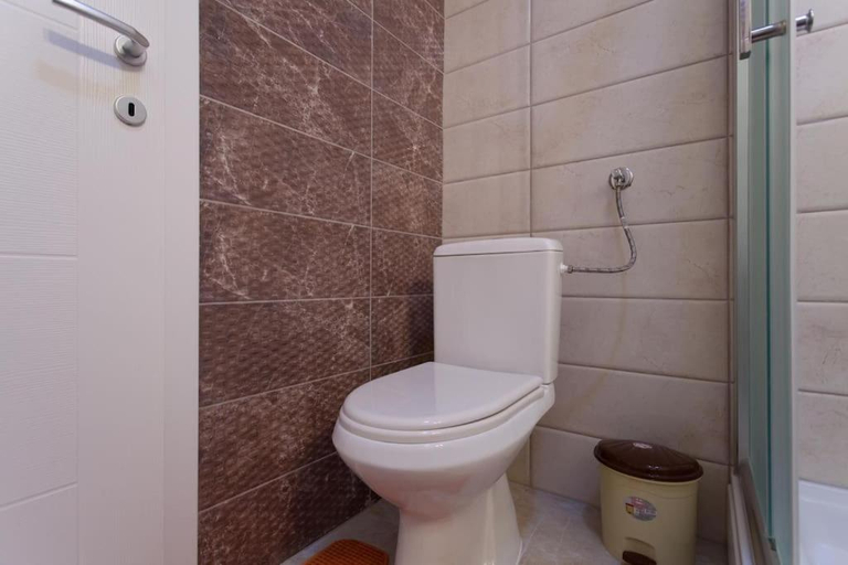Bathroom 5, Villa Nada